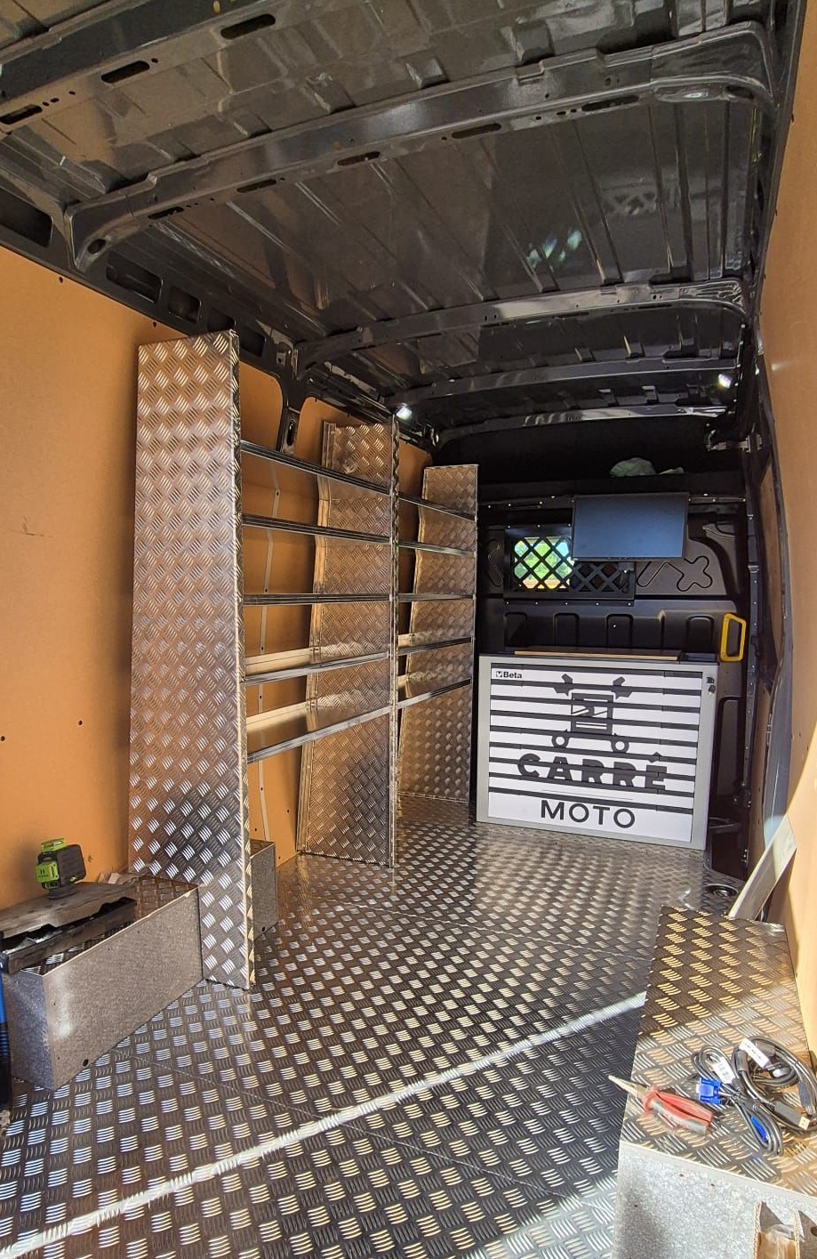 Image du garage Carré Automoto de Saint-Nazaire-d'Aude